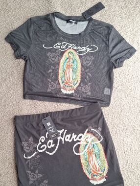 Ed Hardy  Black Crop Tee with Virgen Graphic